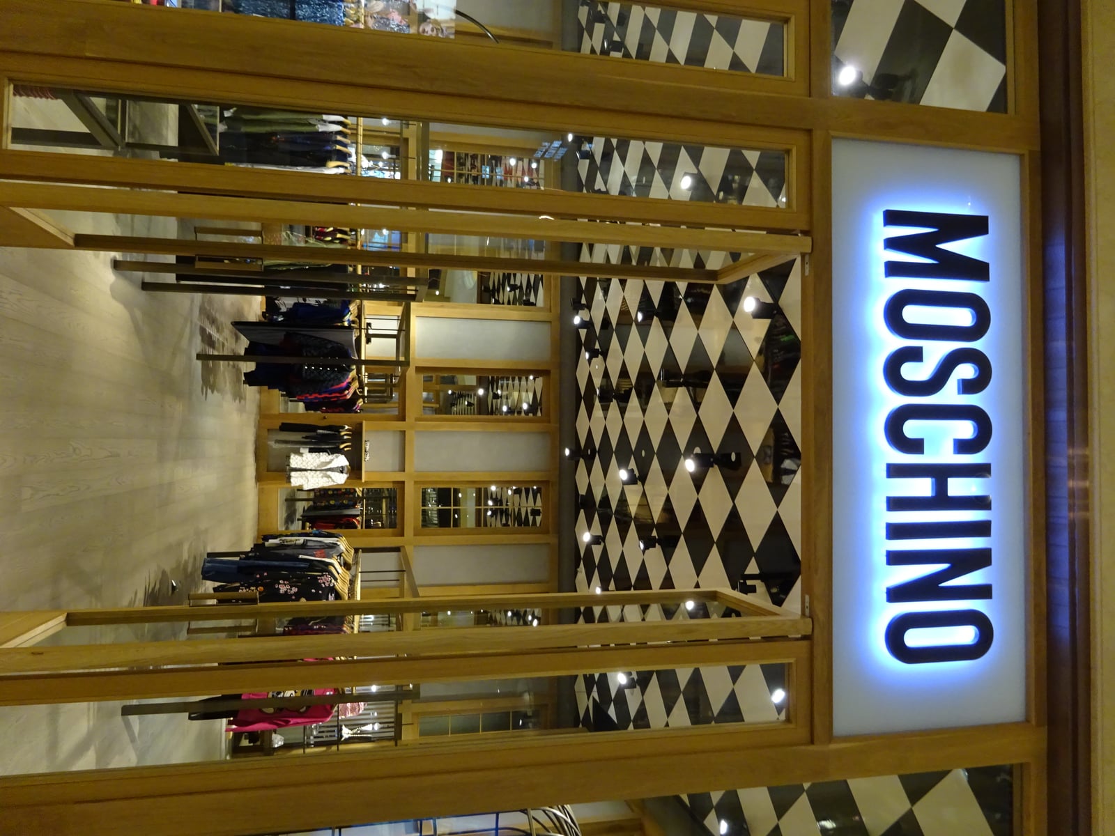 zh:澳門 Macau zh:路氹城 Cotai zh:四季名店 Shoppes at Four Seasons in November 2016
