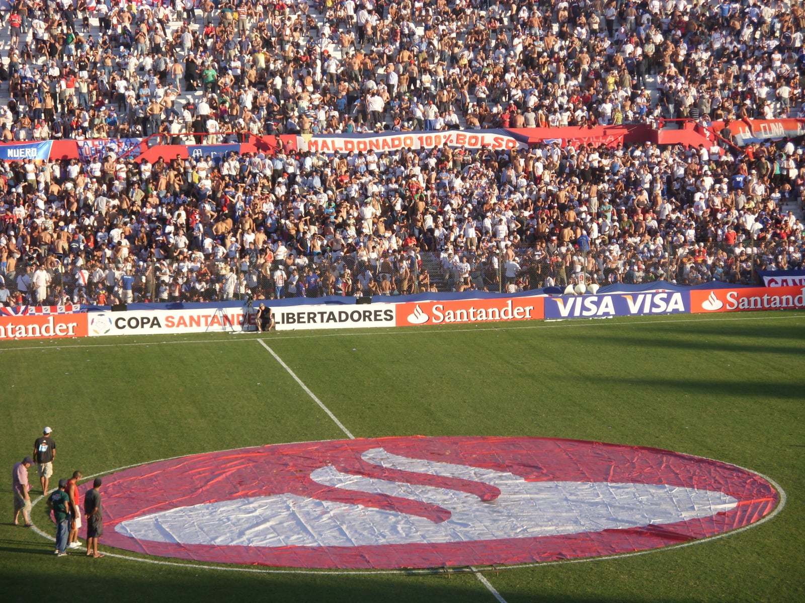 Césped del Estadio Gran Parque Central