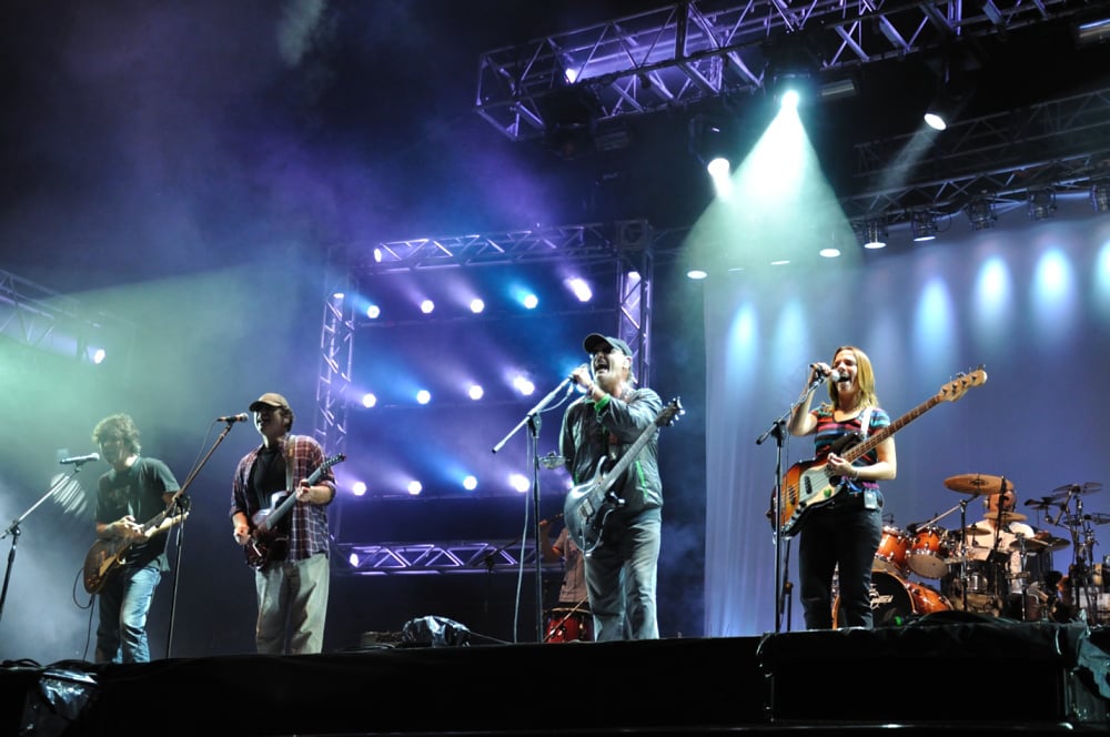 Las Pelotas en el Cosquín Rock de 2011.