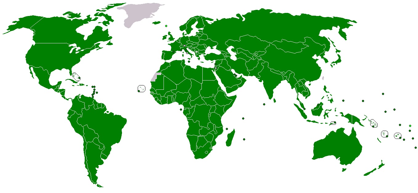 FAO members - dark green, observers - light green