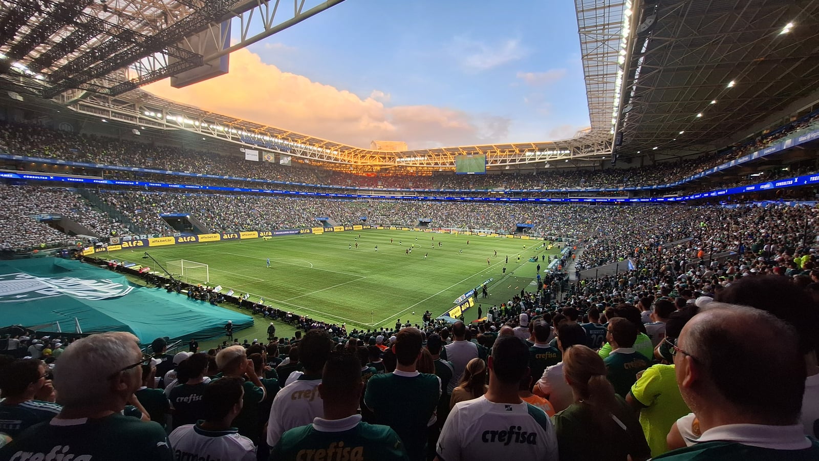 Imagem geral do Allianz Parque durante partida realizada entre Palmeiras e Flamengo pelo Campeonato Brasileiro de 2025.