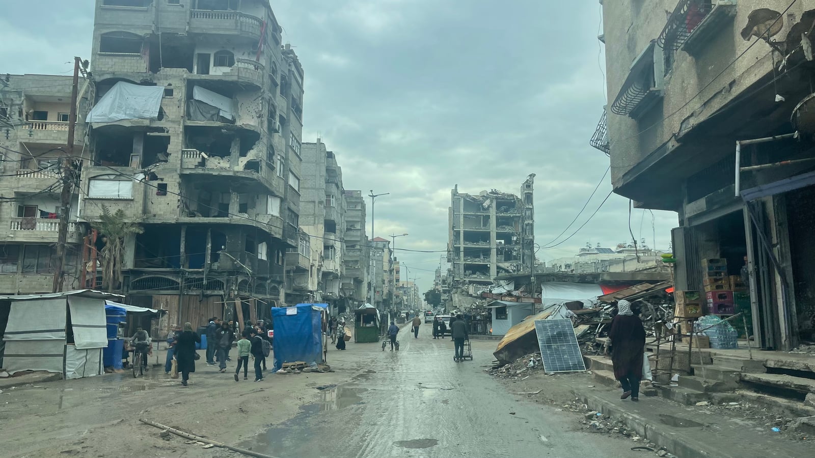 Destruction caused by Israeli bombing on a street in central Gaza City, February 23, 2025.