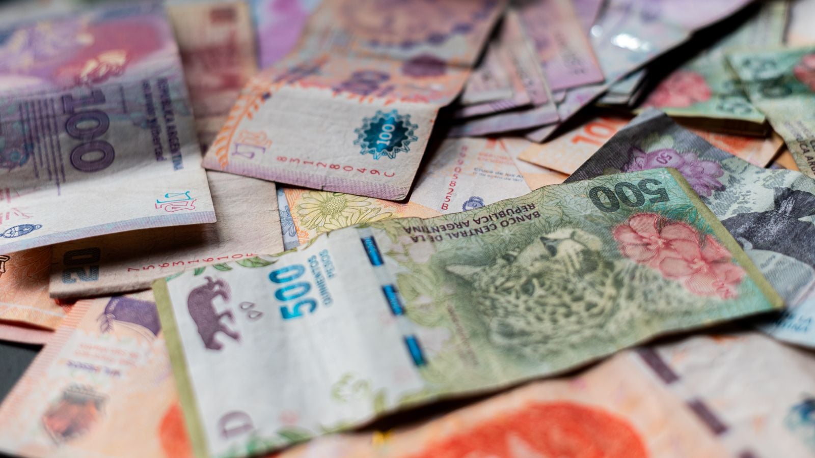 Billetes de pesos argentinos