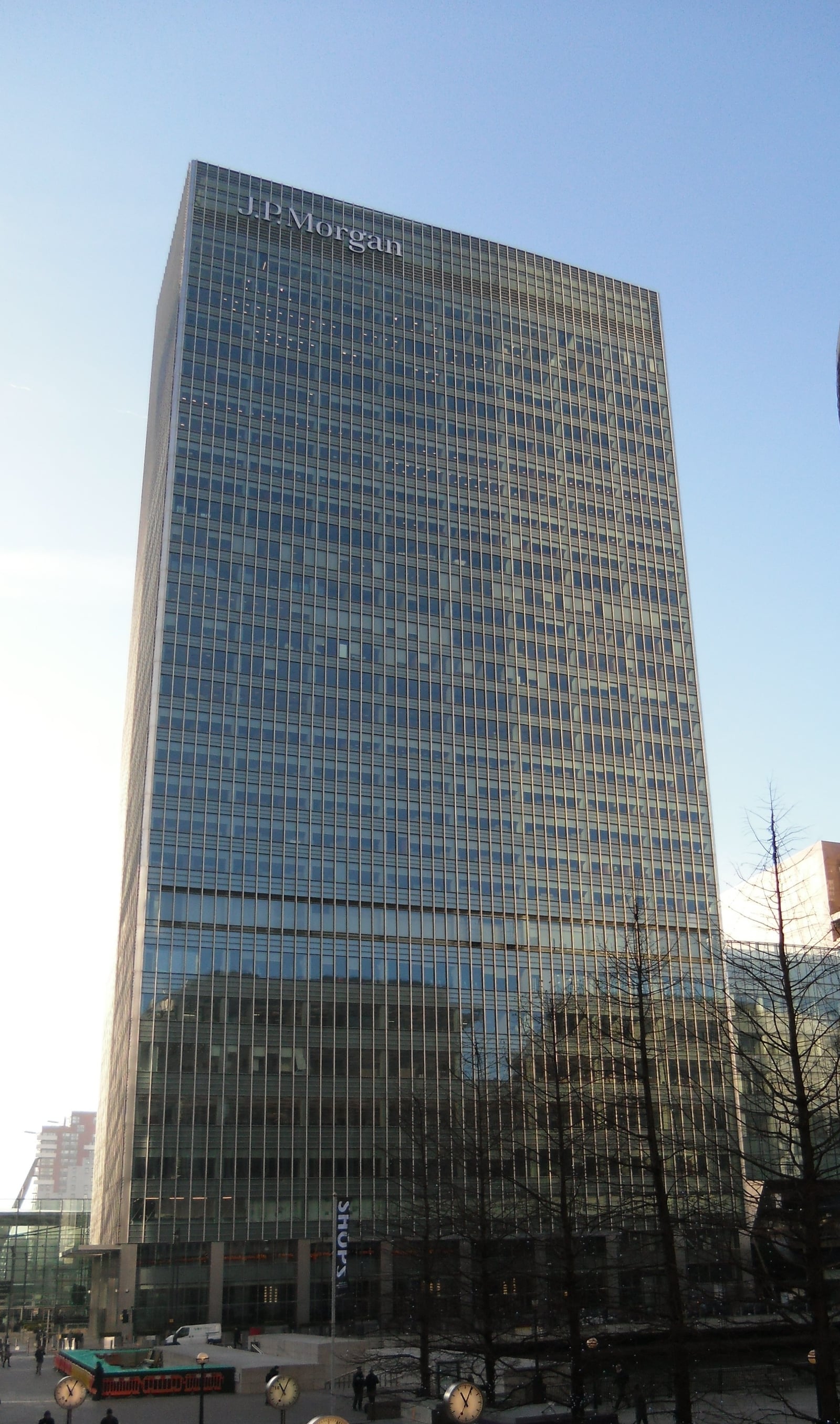25 Bank Street - office tower in the Canary Wharf business district in east London, United Kingdom