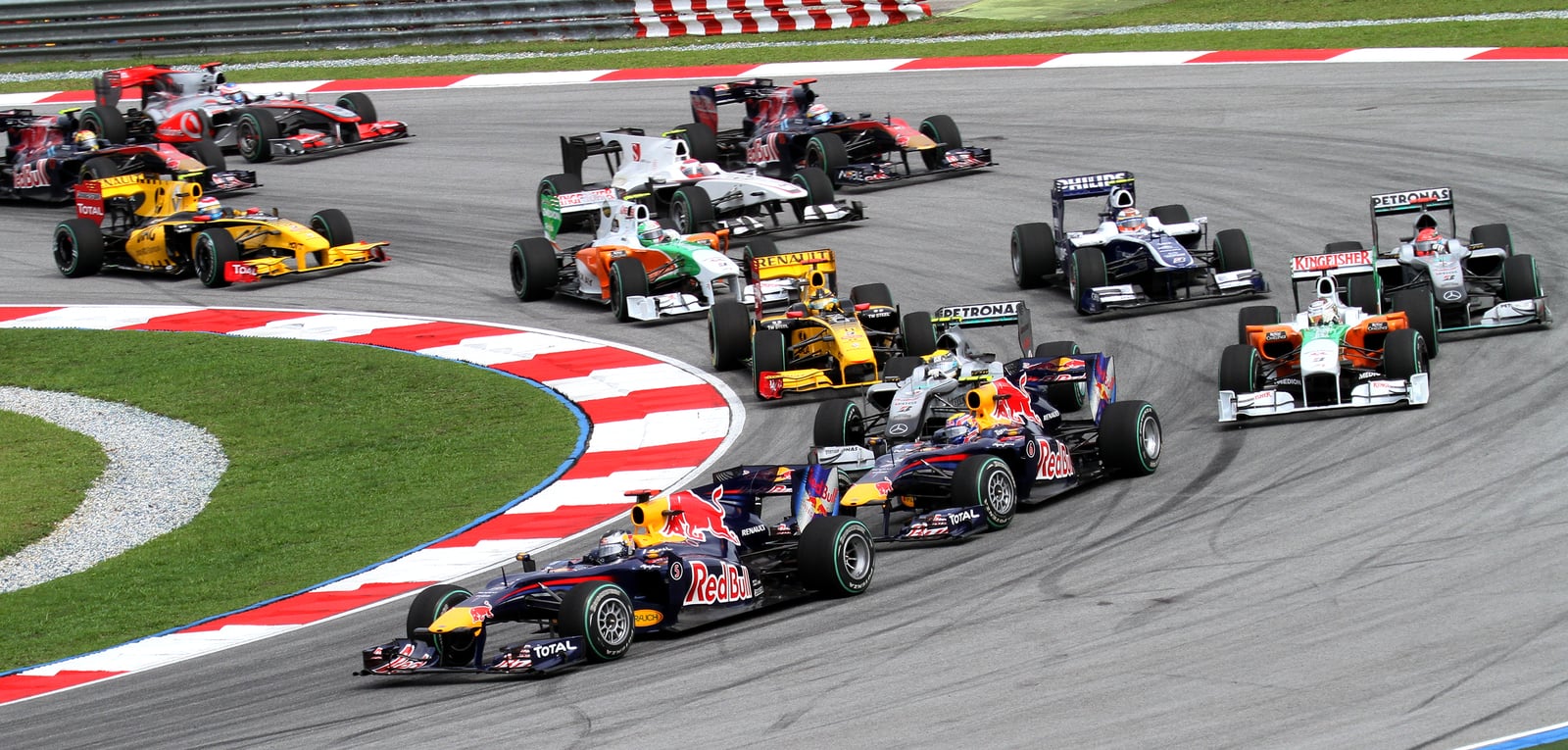 Formula One 2010 Rd.3 Malaysian GP: opening lap