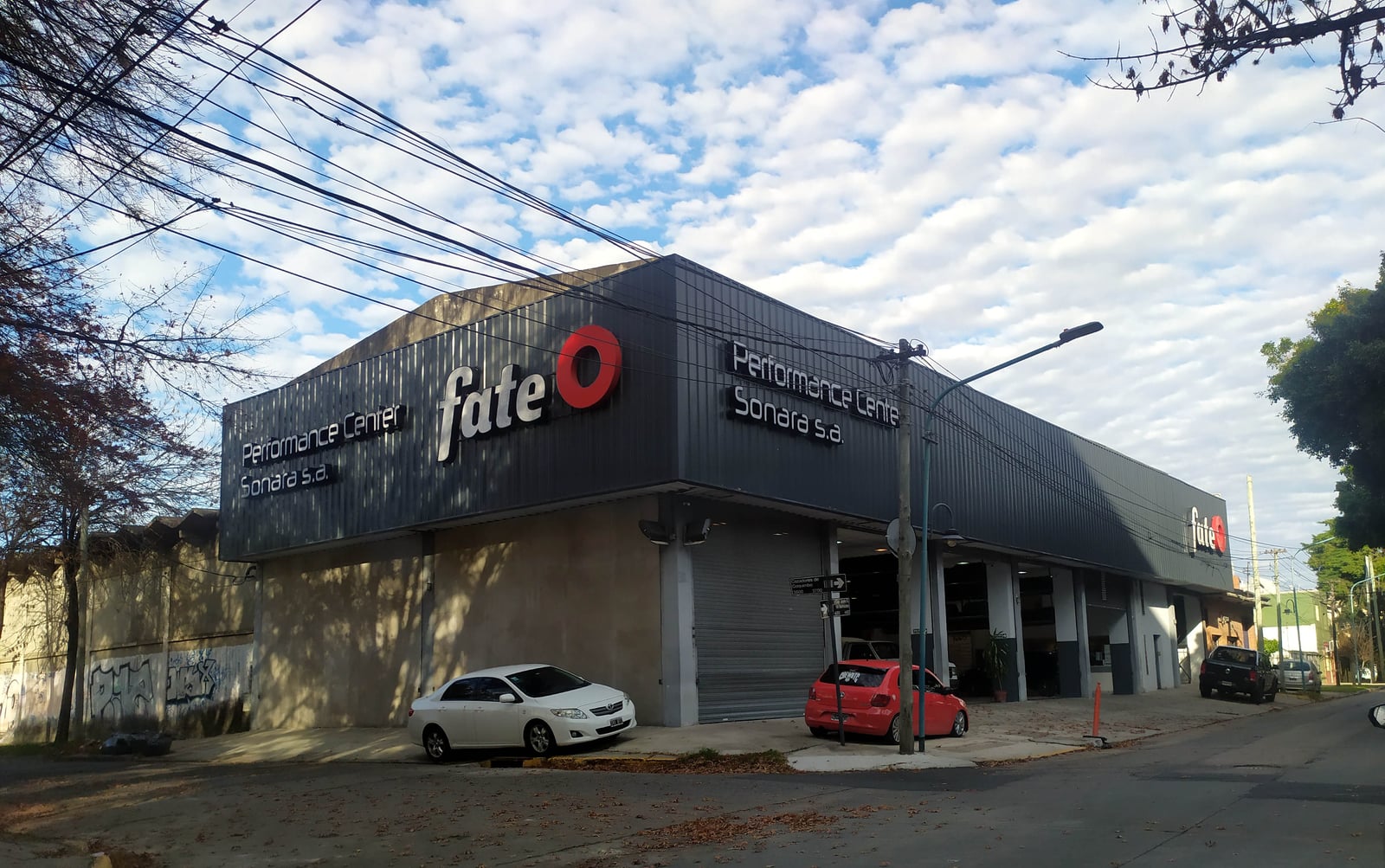 Fate "Performance Center" in Munro, BA