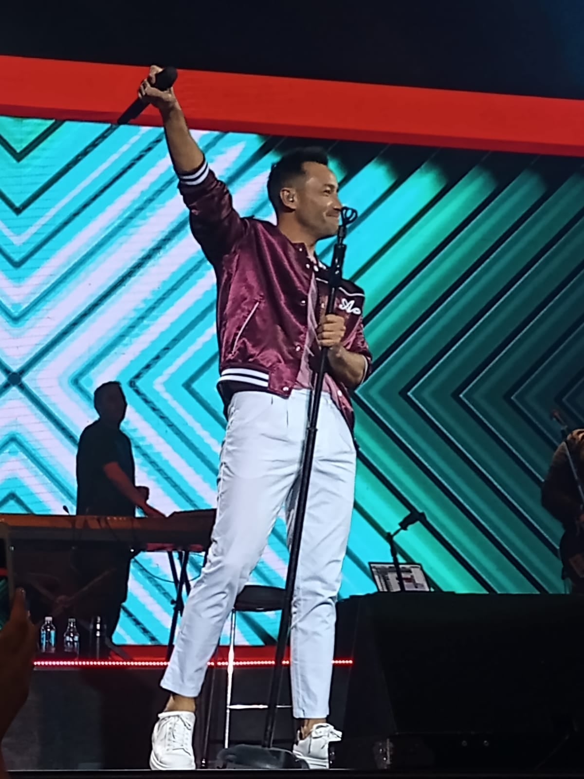 Luciano Pereyra durante un recital en el Luna Park en 2021