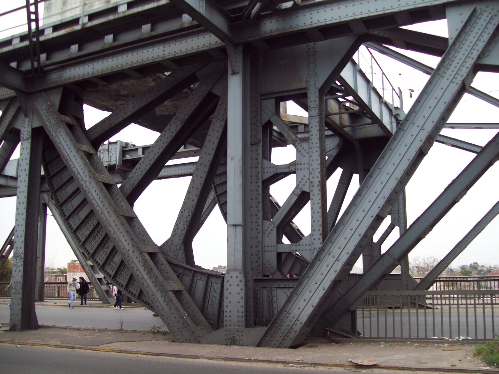 Estructura metálica Puente Alsina.