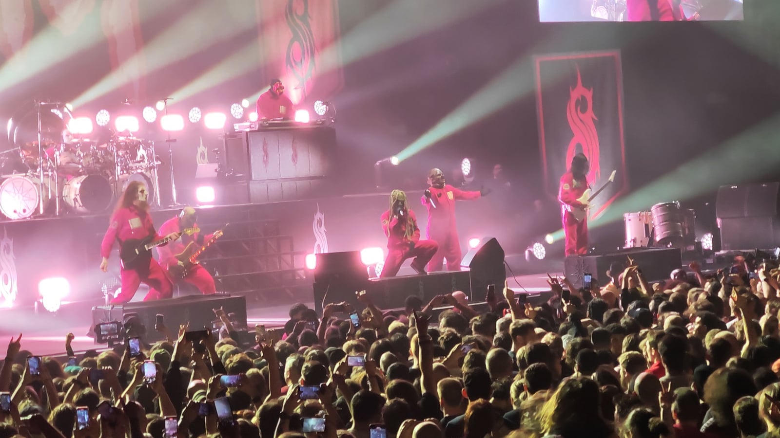Slipknot performing live in the O2 Arena on December 21, 2024 - Pic 2