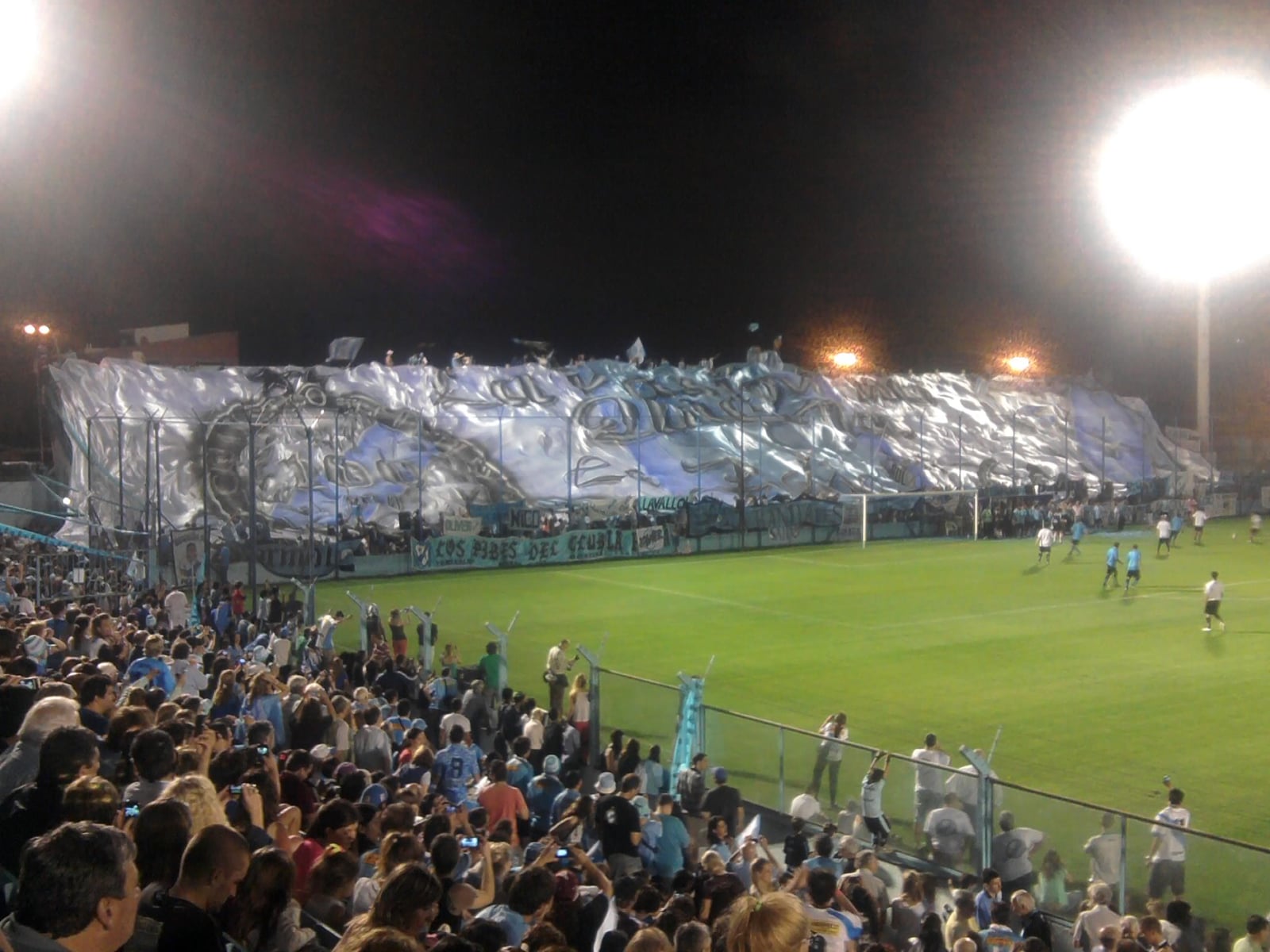 Tribuna Enrique Gilardoni en los festejos por el aniversario 100°