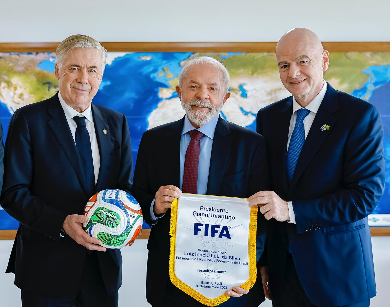 26.01.2026 - Presidente da República, Luiz Inácio Lula da Silva, durante reunião com o Presidente da Federação Internacional de Futebol (FIFA), Gianni Infantino. Palácio do Planalto. Brasília (DF) - B
