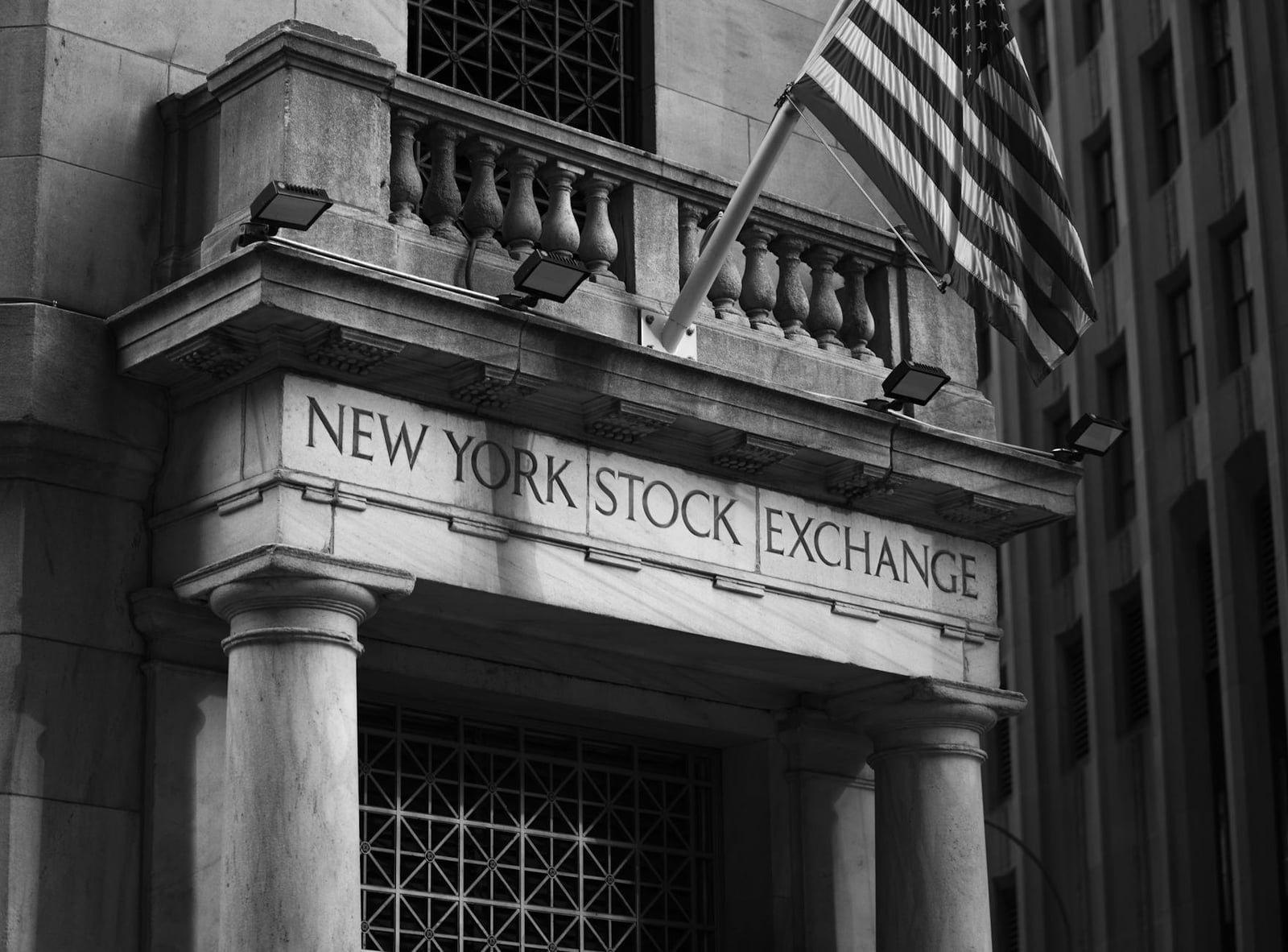 Fachada Del Edificio De La Bolsa De Valores De Nueva York